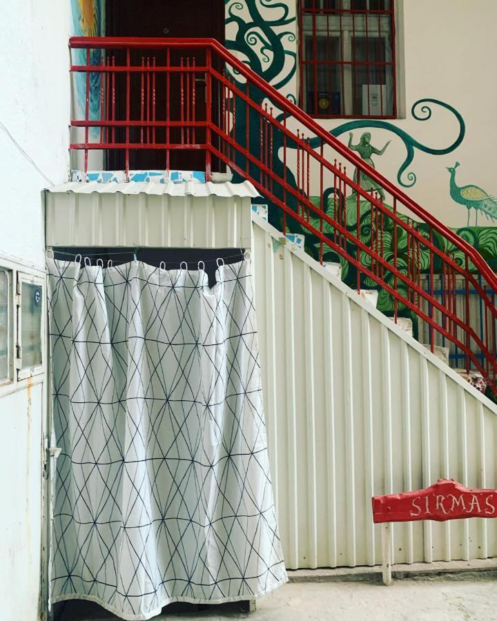 شقة Sirma'S Unique Artsy Modern Quiet 1-Bdrm In The Heart Of سكوبجي المظهر الخارجي الصورة